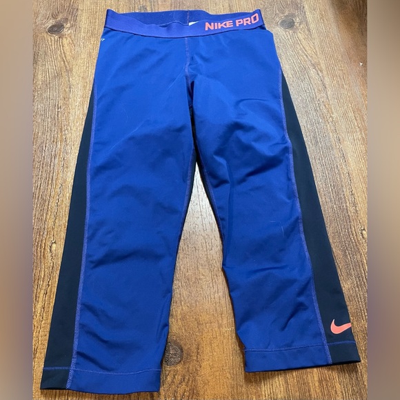 Nike Pants - Nike Pro Leggings